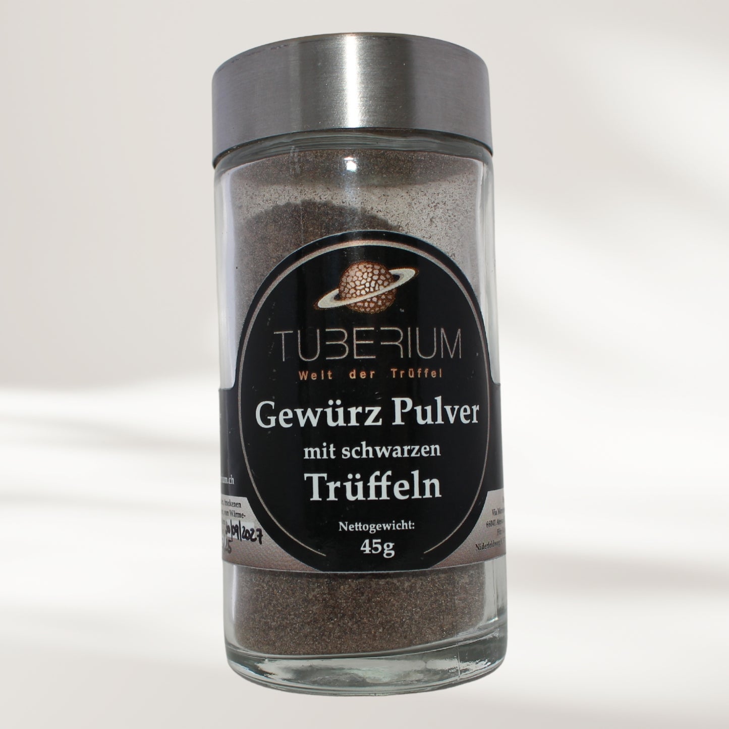 Gewürzpulver mit schwarzen Trüffeln